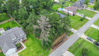 6819 Dillon Dr, Magnolia, TX 77354