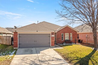 8432 Hawks Nest Dr, Fort Worth, TX 76131