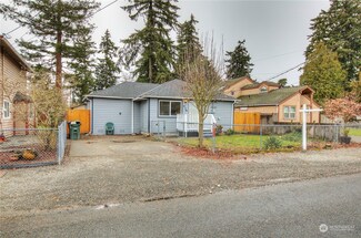 816 110th St S, Tacoma, WA 98444