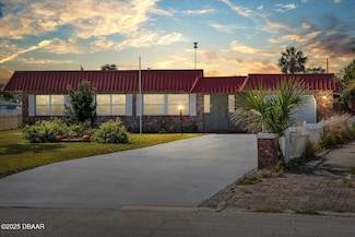 1247 Waverly Dr, Daytona Beach, FL 32118