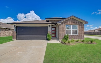 14543 Rain Tree Dr, Mont Belvieu, TX 77523