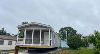 10 Jackson Dr, Millville, NJ 08332