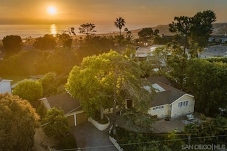 545 Ford Ave, Solana Beach, CA 92075