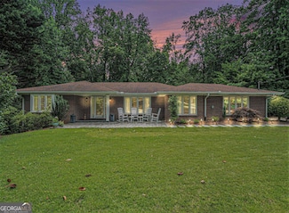 1620 Stonecliff Dr, Decatur, GA 30033
