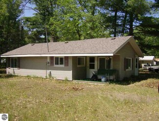 1282 Michigan Ave, National City, MI 48748