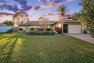 1552 SE Ladner St, Port Saint Lucie, FL 34983