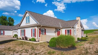 5364 E Sheffield Cir, Zanesville, OH 43701