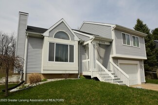 5706 Coulson Ct, Lansing, MI 48911