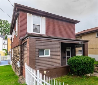 650 Loretta St, Pittsburgh, PA 15217