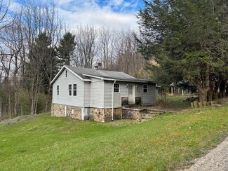 120 James St, Bluefield, VA 24605
