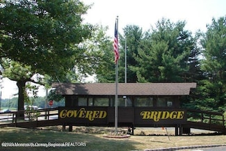 76 Overlook Way Unit G, Manalapan, NJ 07726
