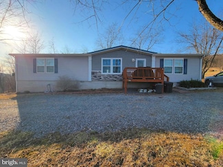 195 Stoney Apple Dr, Romney, WV 26757