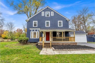 3329 Fairmount Blvd, Cleveland, OH 44118