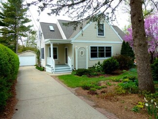 502 Oak Crest Ave, Madison, WI 53705