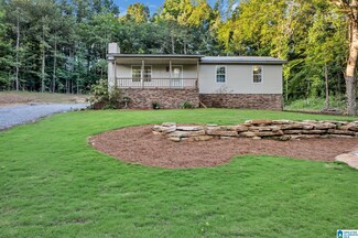 695 Moss Rock Cir, Warrior, AL 35180