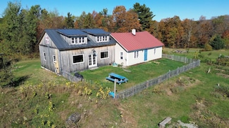 673 Reed Rd, Vershire, VT 05079
