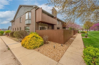 1621 W Broadway Blvd Unit 15, Sedalia, MO 65301