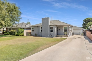 321 Circle Dr, Bakersfield, CA 93308