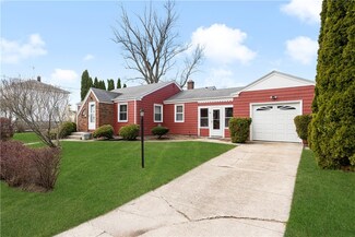 119 Knight St, Woonsocket, RI 02895