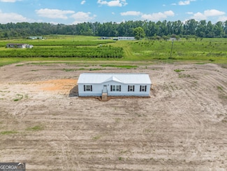 4043 Lake Mayers Rd, Baxley, GA 31513