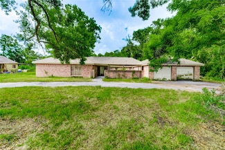2109 County Road 353, Brazoria, TX 77422