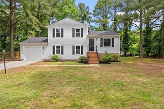 1121 Collingwood Dr, Hopewell, VA 23860