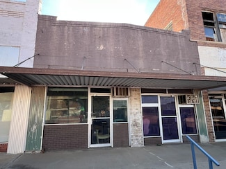 116 S 5th St, Memphis, TX 79245