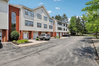 162 Deer Ct Dr, Middletown, NY 10940