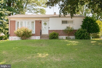 912 Evergreen Ave, Folsom, PA 19033