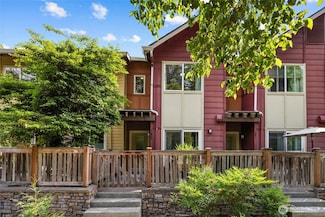 143 Sky Ridge Rd NW Unit 102, Issaquah, WA 98027