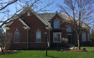 782 Waters Edge Dr, South Elgin, IL 60177