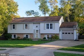10111 Roundtop Ct, Fairfax, VA 22032