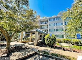 4410 Briarwood Ct N Unit 47, Annandale, VA 22003