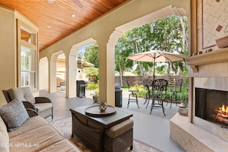 132 Malley Cove Ln, Fleming Island, FL 32003