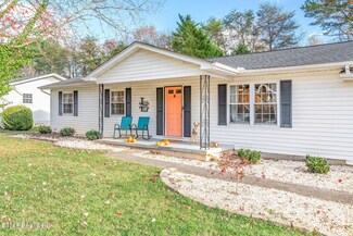 8016 Luscombe Dr, Knoxville, TN 37919