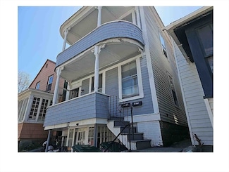 86 W Main St, North Adams, MA 01247