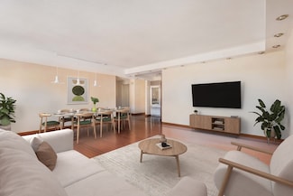 66 Winchester St Unit 203, Brookline, MA 02446