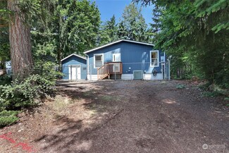 11305 201st Avenue Ct E, Sumner, WA 98391