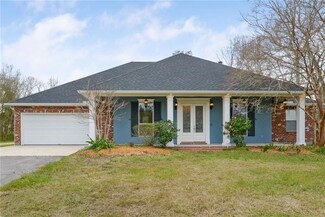 10101 Willow Dr, New Orleans, LA 70131
