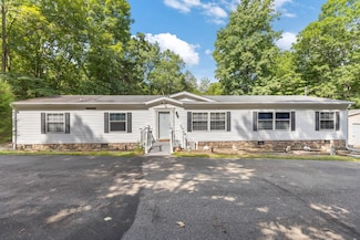 2497 Foster Rd, Cumberland Furnace, TN 37051