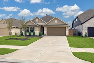 4731 Preservation Oaks Ln, Fresno, TX 77545