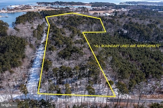 0 Georges Cove Dr, White Stone, VA 22578