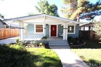 4044 Oakwood Place, Riverside, CA 92506