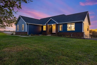 10579 W 129th St S, Prairie City, IA 50228