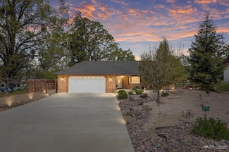 27711 Buckpasser Dr, Tehachapi, CA 93561