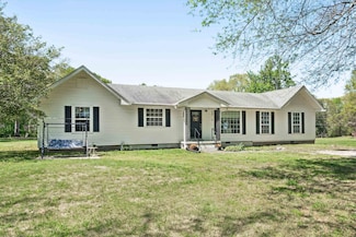 440 Old State Line Dr, Moscow, TN 38057