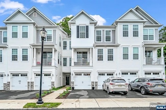 194 Aspen Dr Unit 423, Cedar Grove, NJ 07009