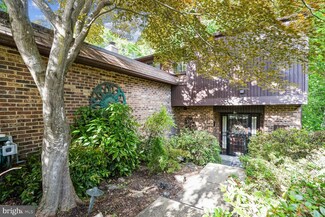 3808 Hemlock Way, Fairfax, VA 22030