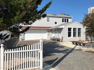 357 Highway 35 S, Mantoloking, NJ 08738