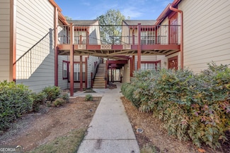 1019 Sandy Lane Dr, Alpharetta, GA 30022